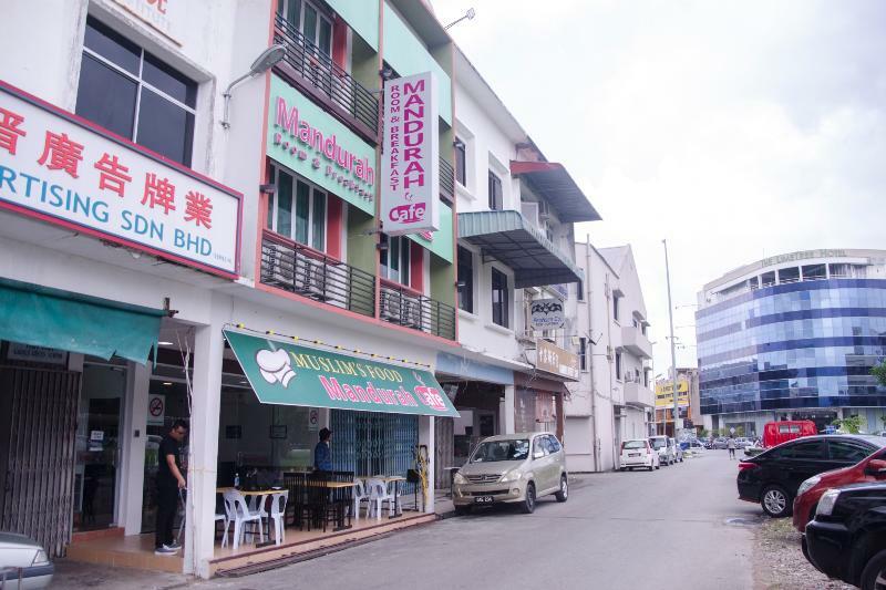 Oyo 836 Mandurah Room & Cafe Kuching Exterior foto